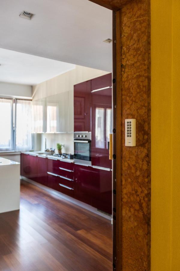 Rosselli 13 Milan Apartment 외부 사진